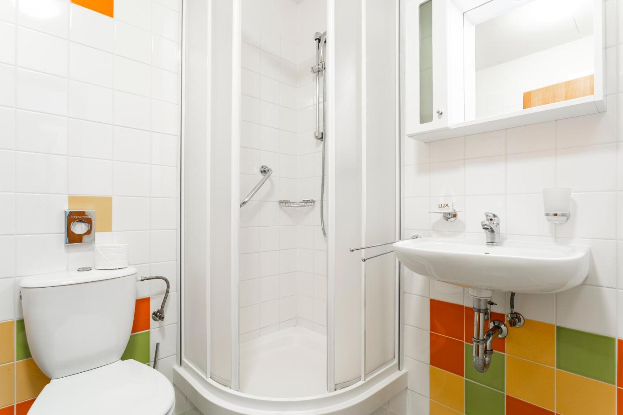 Hotel Luzice Яхимів Екстер'єр фото